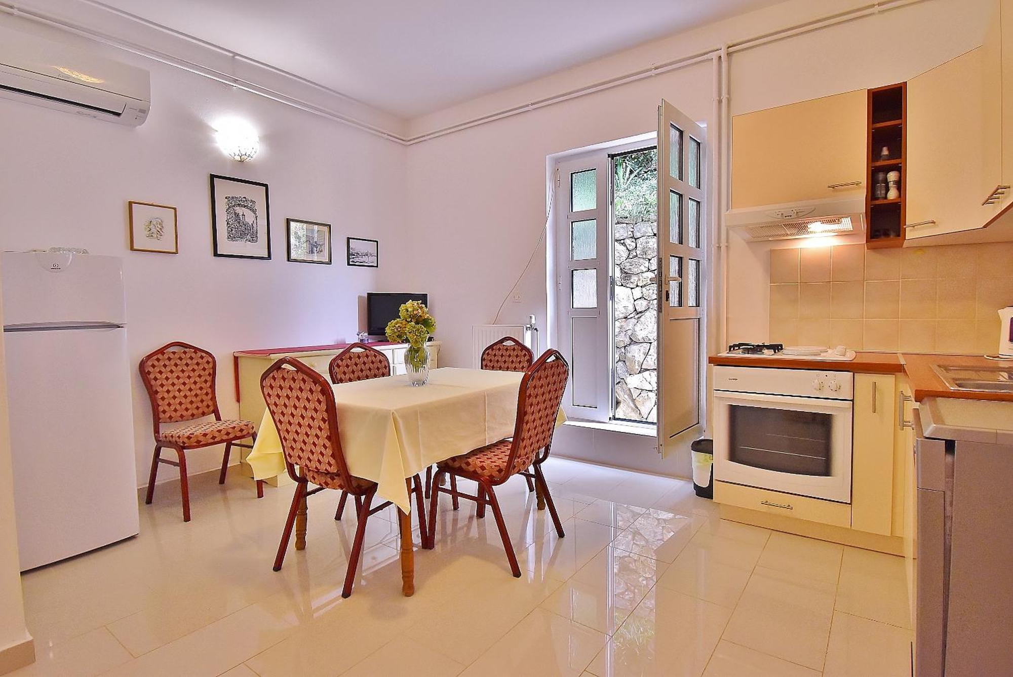 Lucija Apartman Kampor Kültér fotó